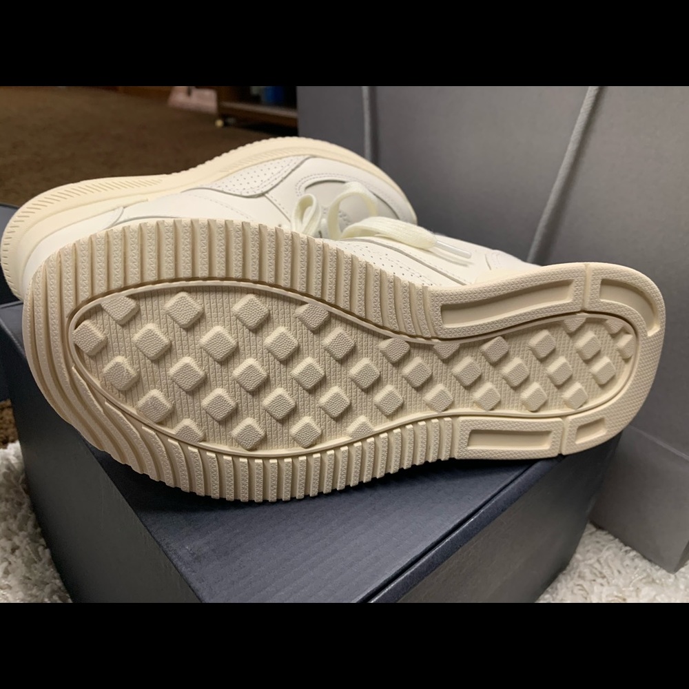 NEW Everlane The Trainer Sneaker - Picture 6 of 8